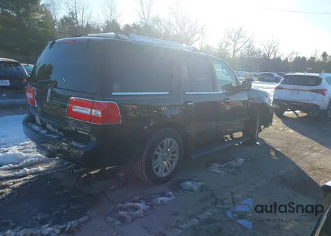 2014 Lincoln Navigator z USA, uszkodzony, nr VIN 5LMJJ2J54EEL01252